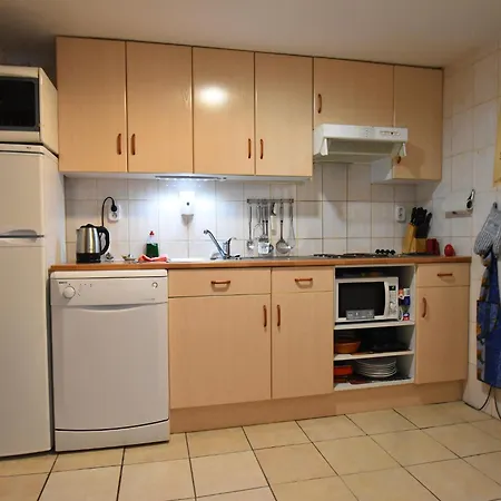 Cosy With Private Garden In Saint-cyprien, Cleaning Included