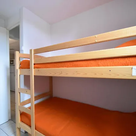 빌라 Cosy With Private Garden In Saint-cyprien, Cleaning Included 생시프리앙