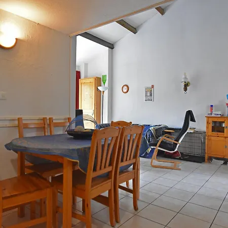 Cosy With Private Garden In Saint-cyprien, Cleaning Included *
